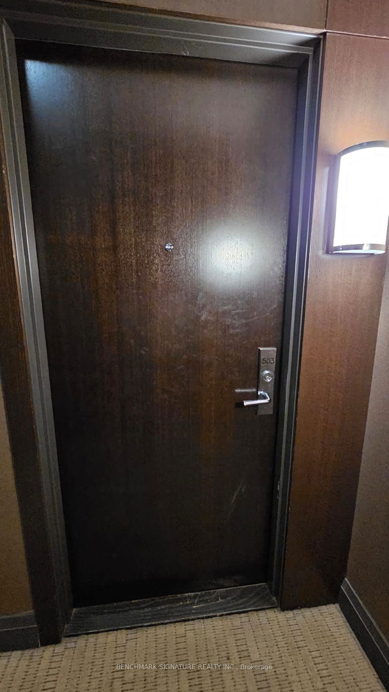 Room1