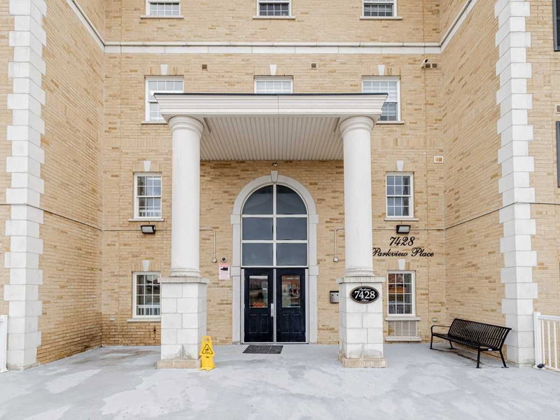 110 - 7428 Markham Rd, Markham, L3S 4V6 | Image 2