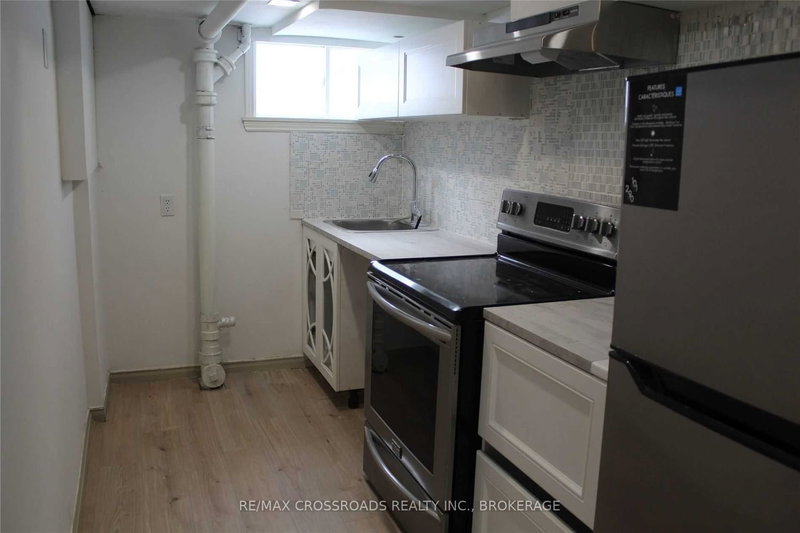 Bsmnt - 107 Lakeland Cres, Richmond Hill, L4E 3A1 | Image 3