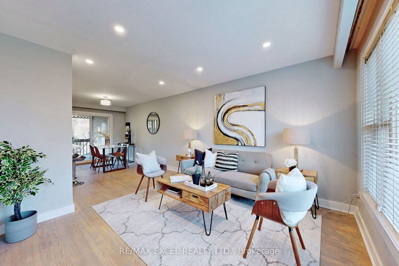 20 Mill St, Markham, L3P 1K9 | Image 2