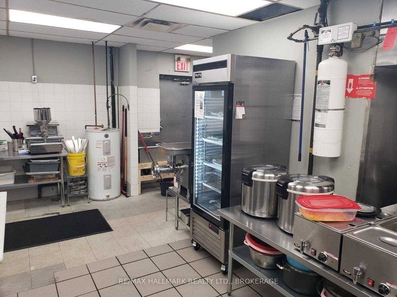 14 - 10620 Yonge St, Richmond Hill,  | Image 3