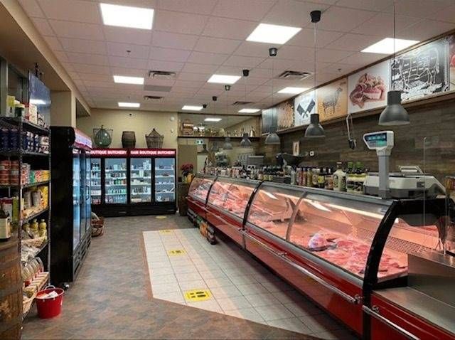 1 - 17080 Bathurst St, Newmarket, L3X3A5 | Image 3