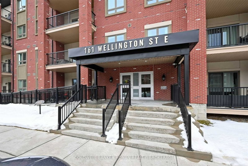304 - 161 Wellington St E, New Tecumseth, L9R 0R8 | Image 2