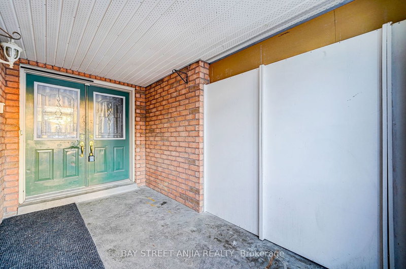 146 Billingsley Cres, Markham, L3S 4P4 | Image 3