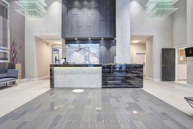 517 - 9199 Yonge Street