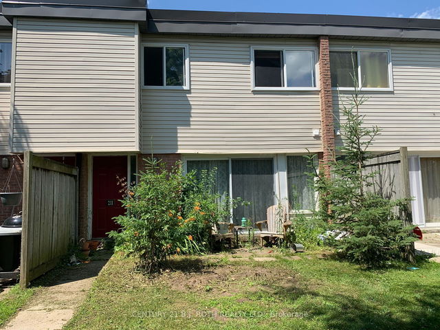 211 Milestone Crescent