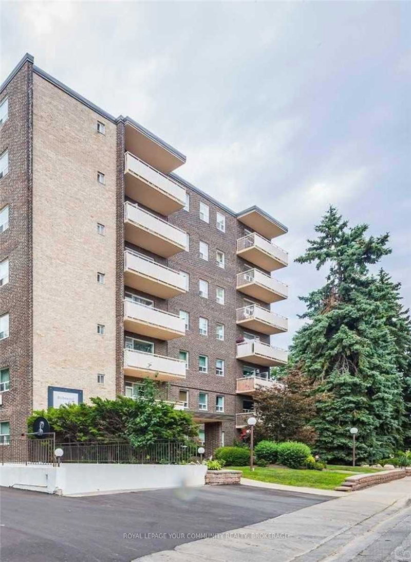 602 - 67 Richmond St, Richmond Hill, L4C 3Y3 | Image 2