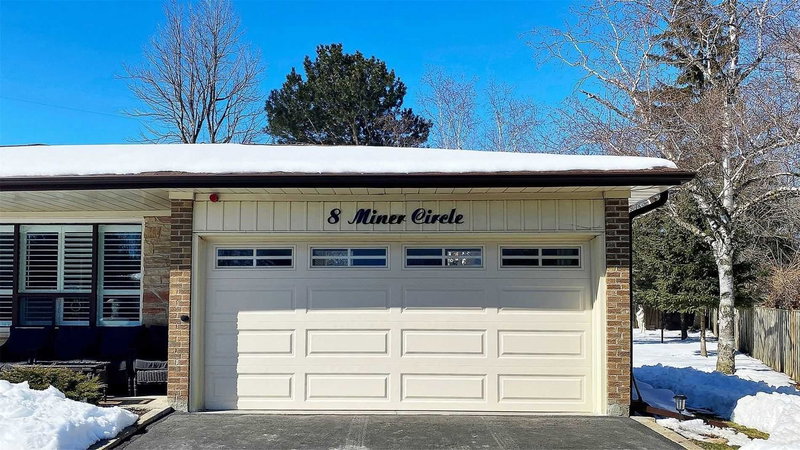 8 Miner Circ, Markham, L3R 1Y1 | Image 3