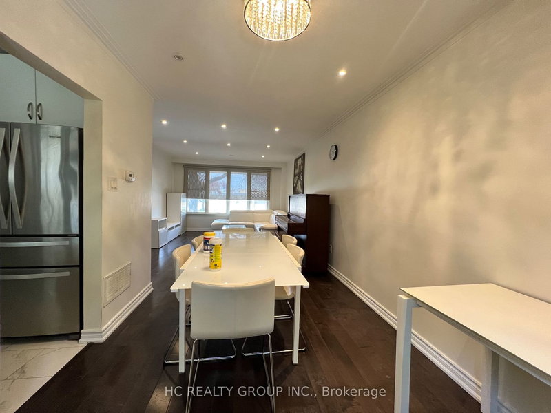 Abv Gnd - 83 Sussex Ave, Richmond Hill, L4C 2E8 | Image 3