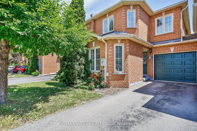 15 Louana Crescent