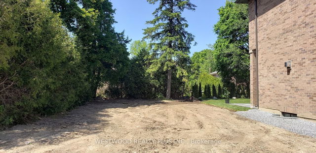 33 Harding Boulevard