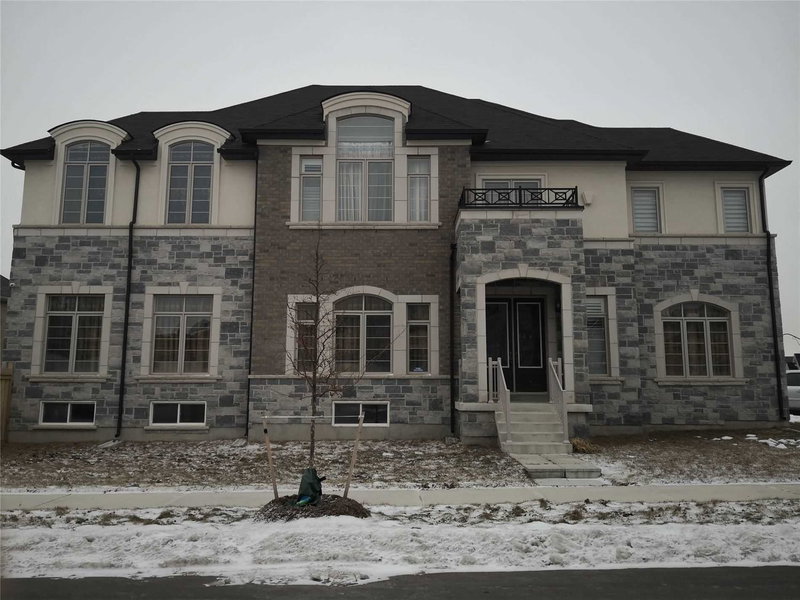 14 Dr Pearson Crt, East Gwillimbury, L9N 0P4 | Image 2