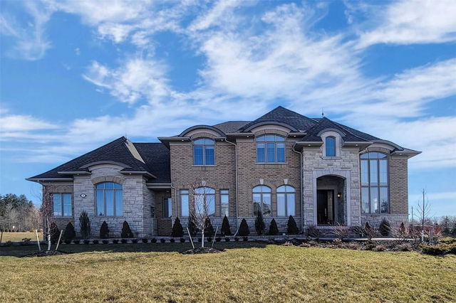 5 Pleasant Valley Drive