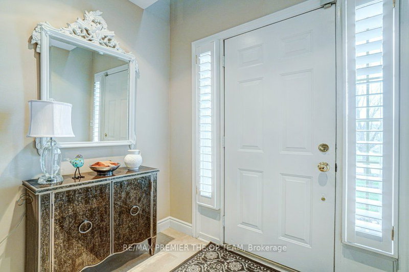 5 - 8909 Bathurst St, Richmond Hill, L4C 0H4 | Image 3