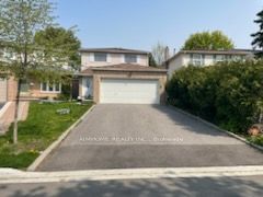 72 Raleigh Crescent
