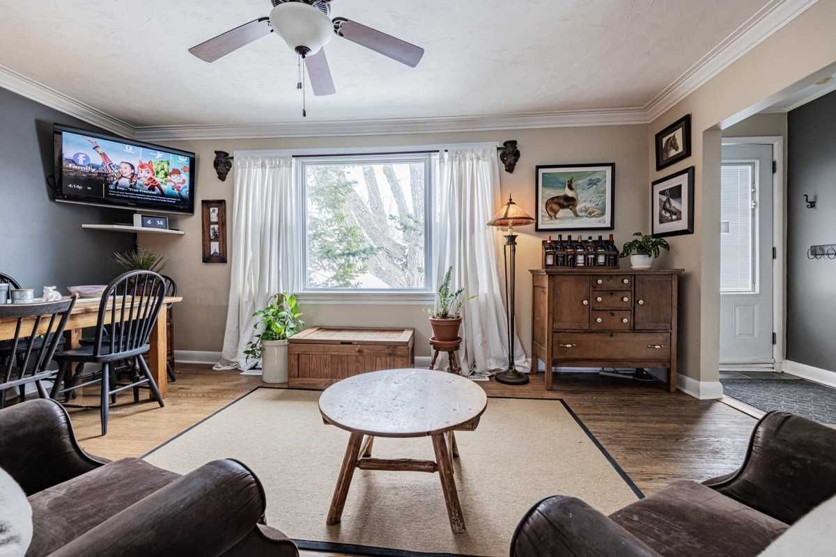 Listing Image 14