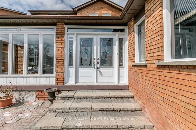 131 Zinnia Place
