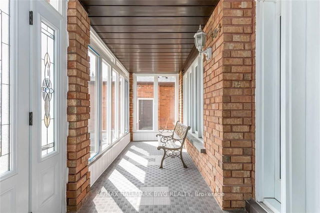 131 Zinnia Place
