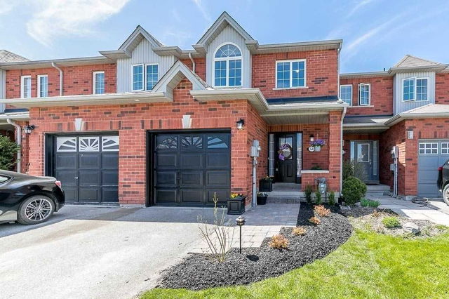 54 Henderson Crescent