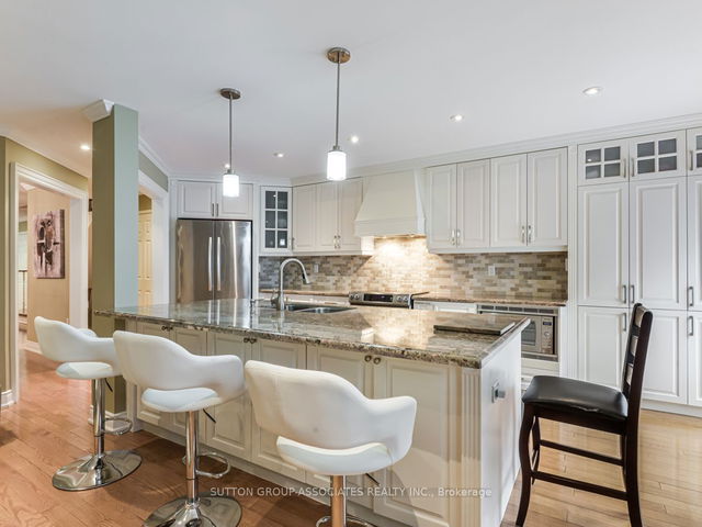 14 Karl Court