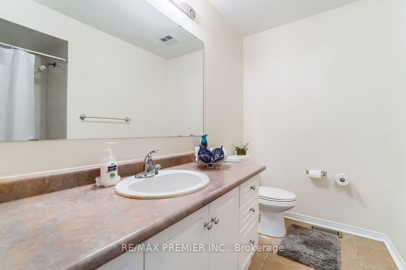 193 Roxbury St  Markham, L3S 3T5 | Image 27