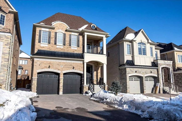 17 Bannockburn Drive