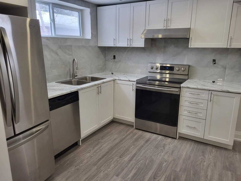 Bsmt - 56 Millard Ave, Newmarket, L3Y 1Y8 | Image 3