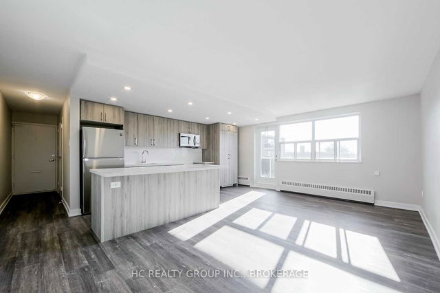 309 - 9960 Bayview Avenue