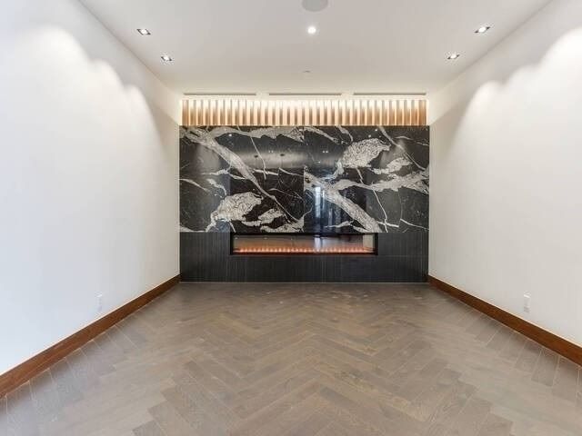 Room1