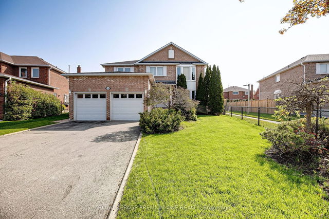 120 Waterside Crescent