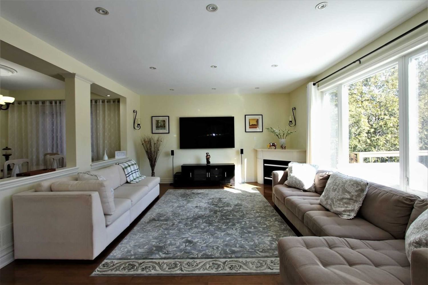 Listing Image 7