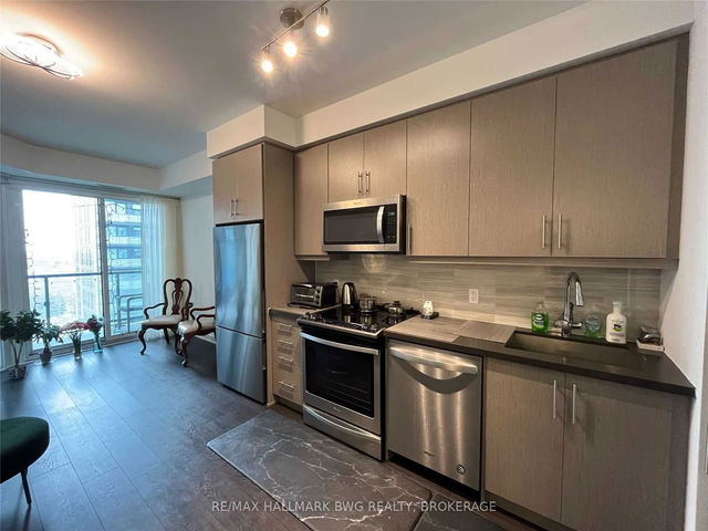 #713 - 85 Oneida Crescent
