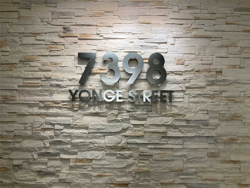 212 - 7398 Yonge St, Vaughan, L4J 8J2 | Image 3