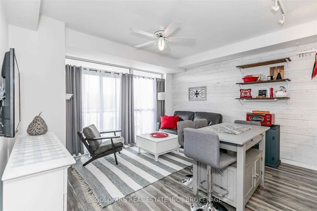 A214 - 241 Sea Ray Avenue