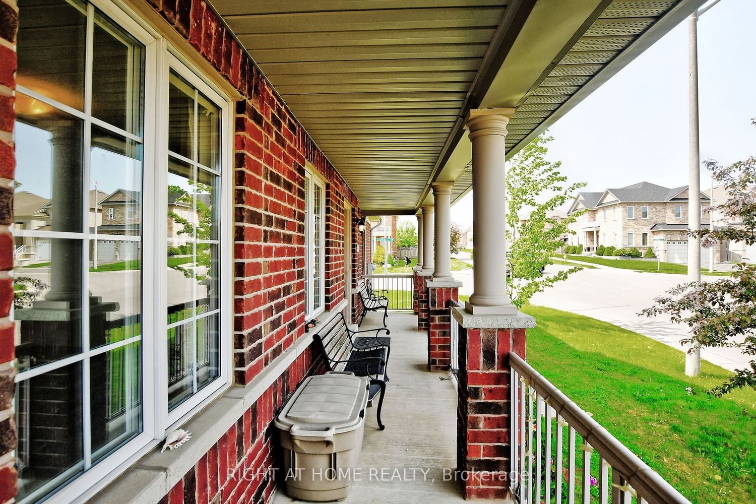 Listing Image 7
