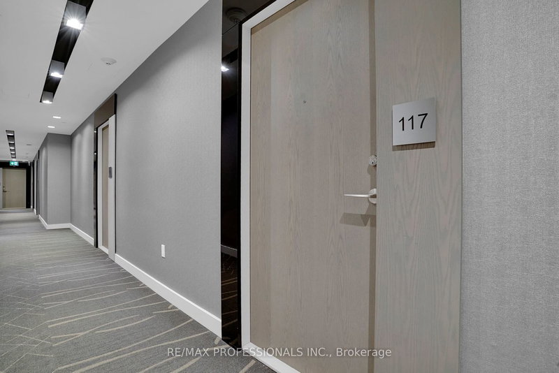 117 - 4800 Highway 7 Ave, Vaughan, L4L 7H8 | Image 2