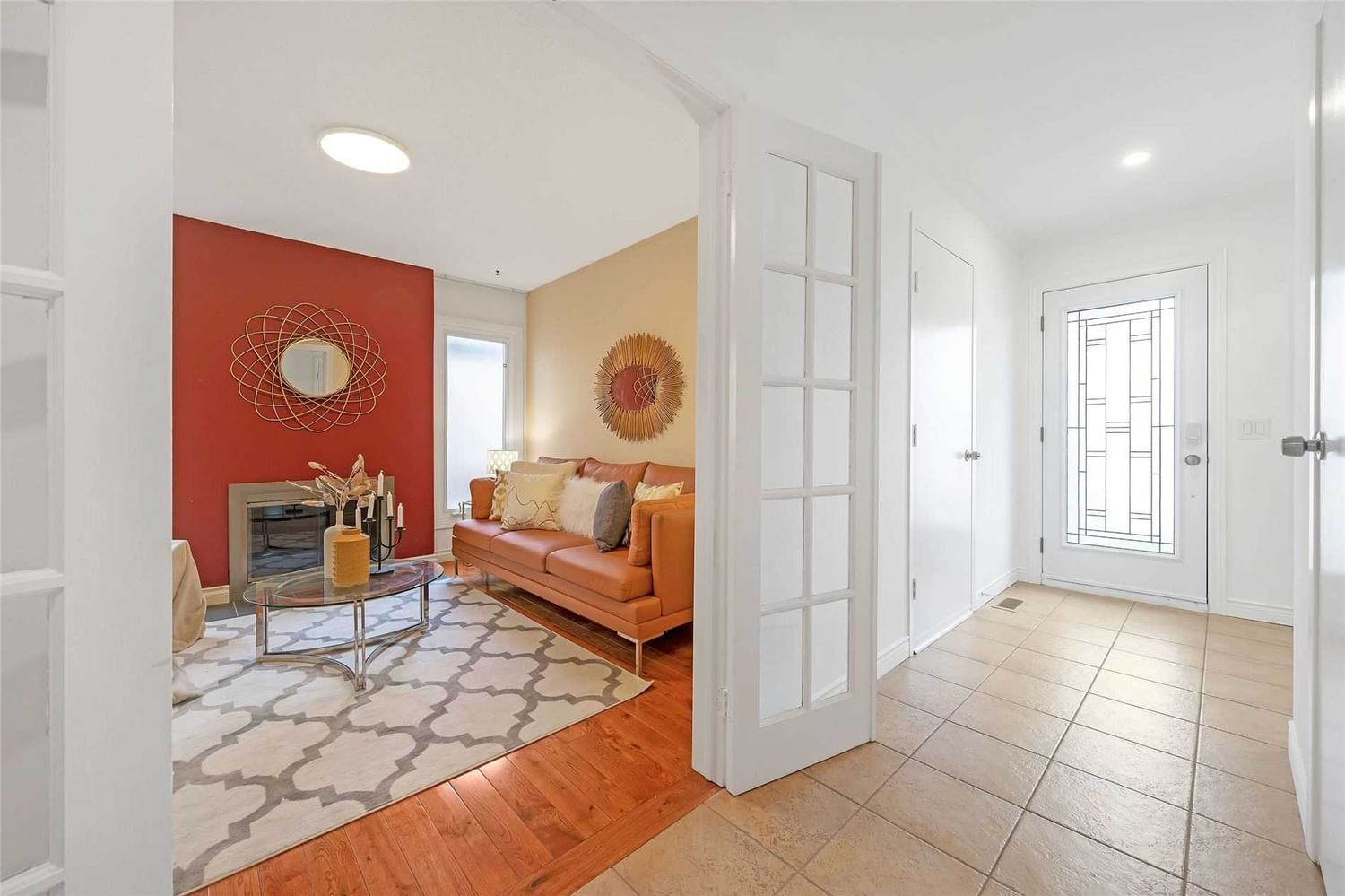 Listing Image 7
