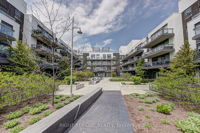A220 - 241 SEA RAY Avenue