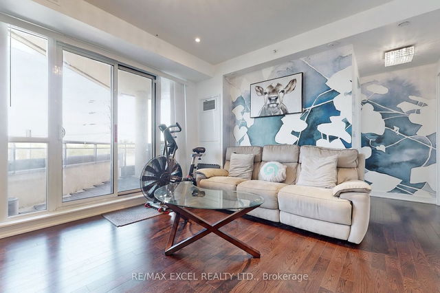 312 - 9201 Yonge Street