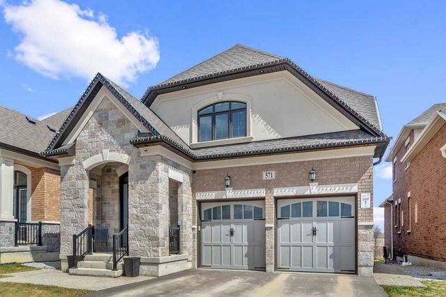571 Kleinburg Summit Way