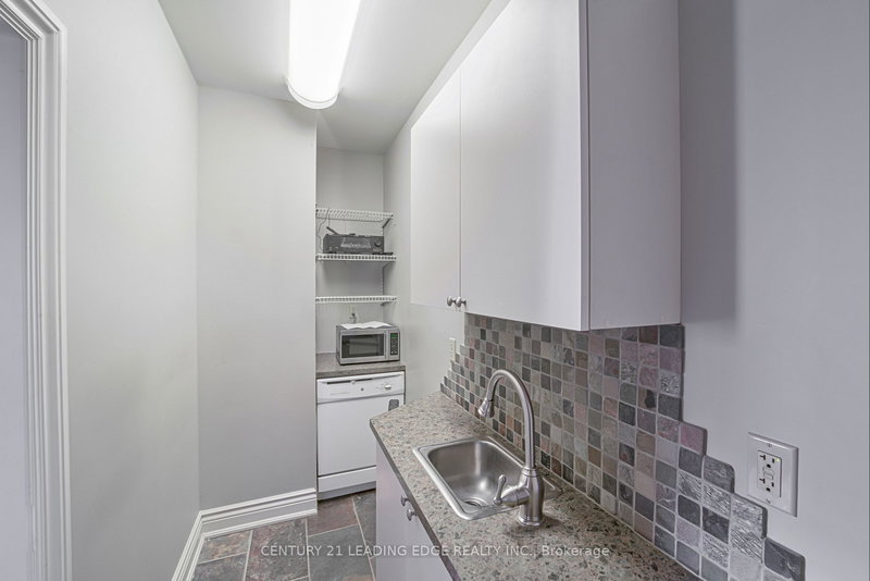 1st Flr - 6391 Main St, Whitchurch-Stouffville, L4A 1G4 | Image 2