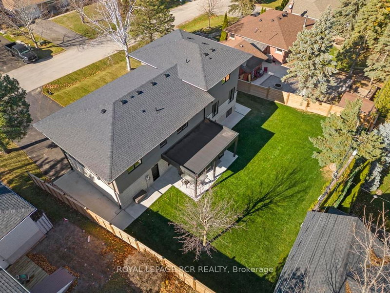 15 Rodcliff Rd, New Tecumseth, L0G 1W0 | Image 2