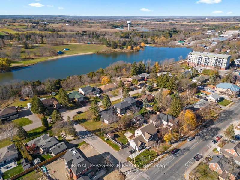 15 Rodcliff Rd, New Tecumseth, L0G 1W0 | Image 3