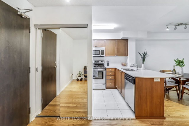 208 - 73 King William Crescent