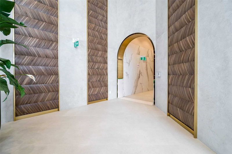 1211 - 1000 Portage Pkwy, Vaughan, L4K 0L1 | Image 3