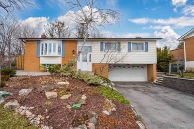 Detached House sold at 37 Sir Bodwin Place, Markham, Ontario, L3P 2X7 - Markham Village - MLS: N6009247