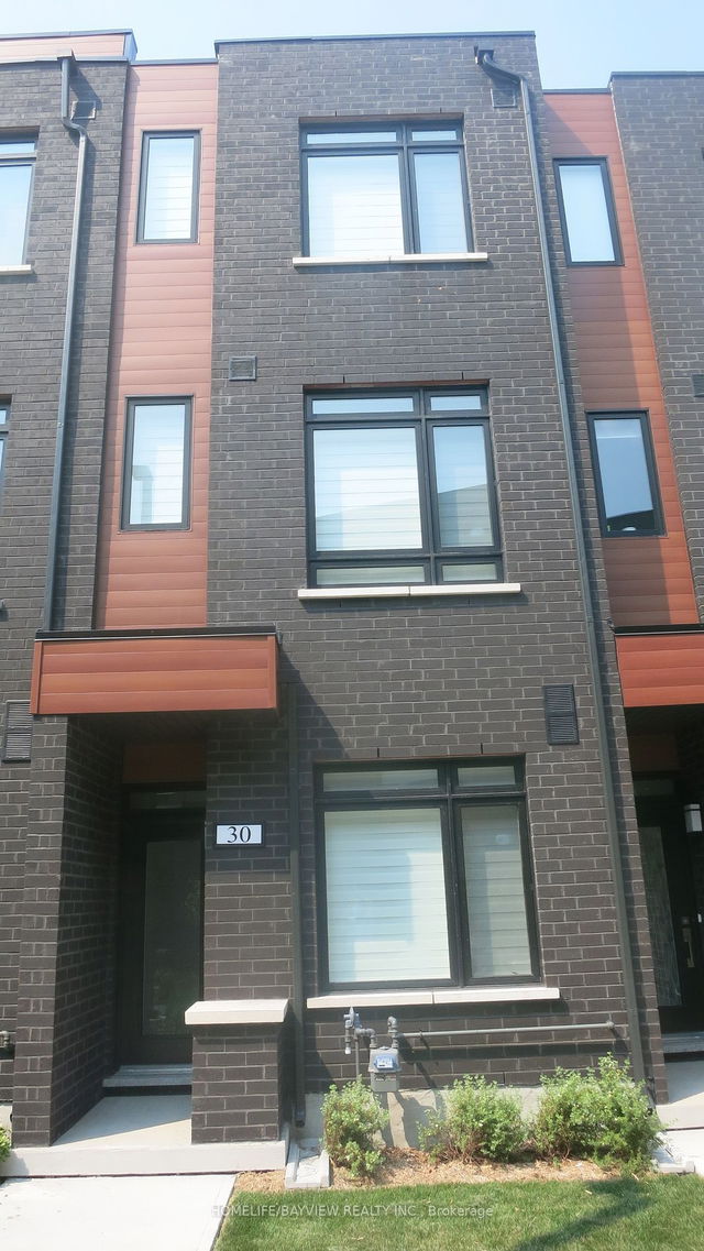 30 - 370 Red Maple E Road