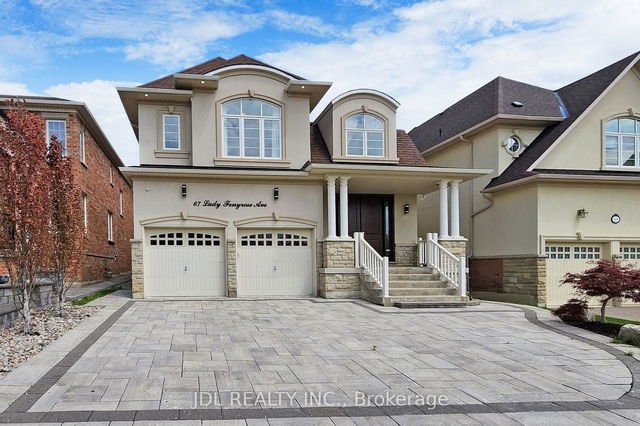 67 Lady Fenyrose Avenue