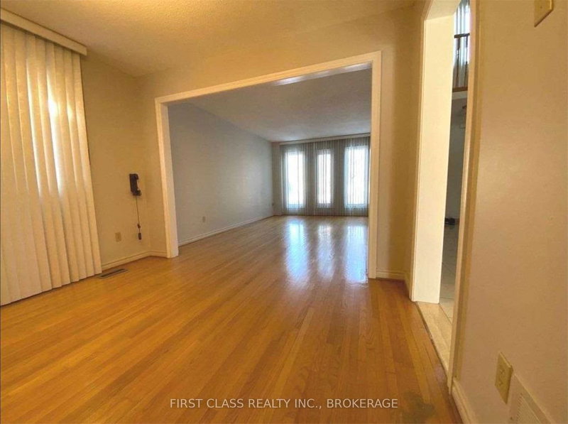 11 Coleraine Ave, Markham, L3S 2L9 | Image 2