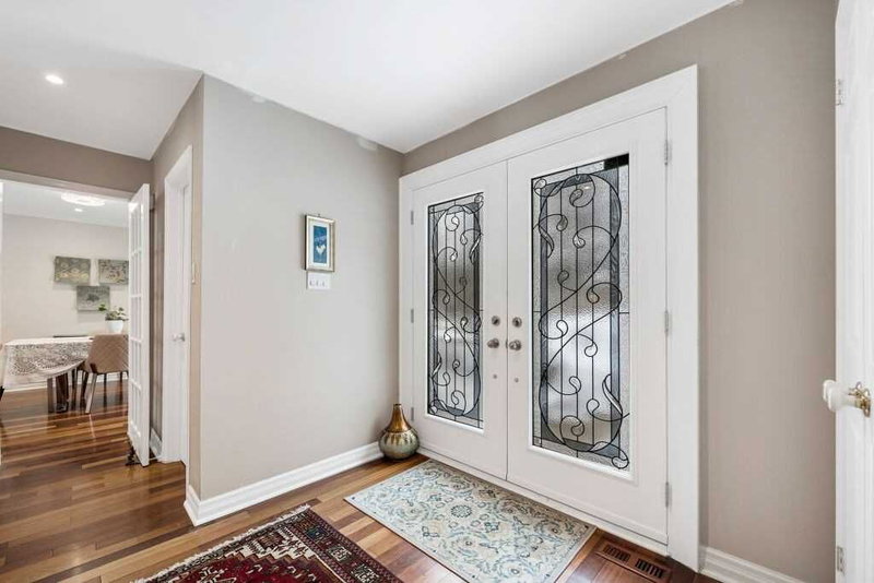 1 Park Brook Pl, Markham, L3T 2J9 | Image 3